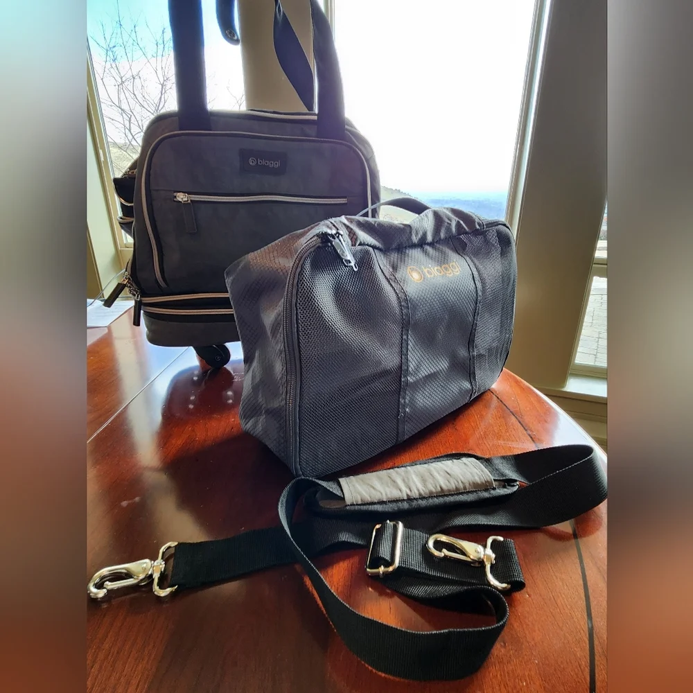 Biaggi Zipsak Boost! Expandable Roller Bag Underseat Carry-On - Picture 5 of 8